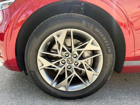 Used 2025 Genesis GV70 2.5T w/ Advanced Package image 10