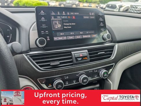 Used 2019 Honda Accord EX image 19