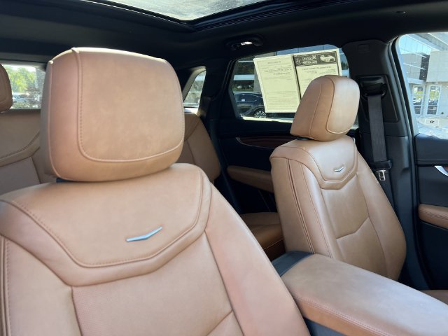 Used 2024 Cadillac XT5 Premium Luxury AWD/4WD image 23