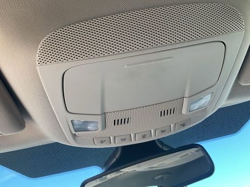 Used 2024 Ford Edge Titanium image 21