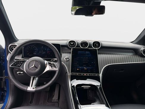 Used 2026 Mercedes-Benz GLC 300 image 15