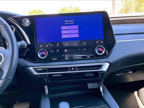 Used 2024 Lexus RX 350 Premium w/ Accessory Package (Z1) image 7