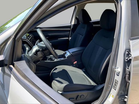 Used 2024 Hyundai Tucson SEL FWD image 8
