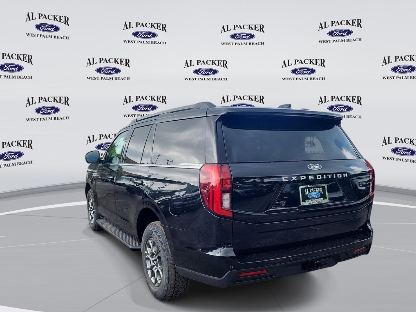 New 2027 Ford Expedition Active RWD image 3