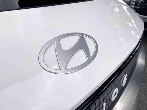 Certified 2025 Hyundai Ioniq 5 Limited RWD image 30