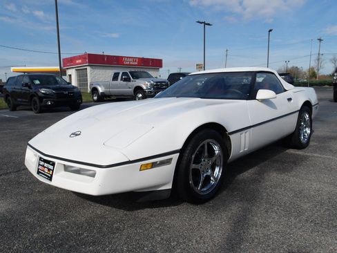 Used 1988 Chevrolet Corvette Convertible image 3