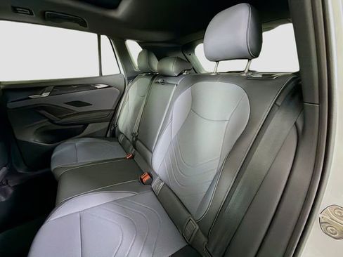 New 2026 Volkswagen Tiguan SE R-Line FWD image 22