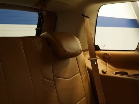 Used 2015 Cadillac Escalade Platinum image 23
