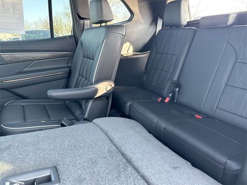 Used 2026 Buick Enclave Avenir w/ Super Cruise Package image 24