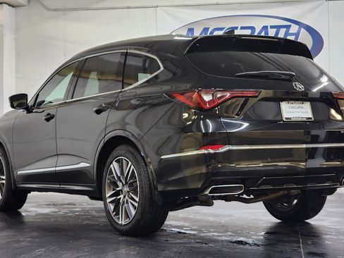 Certified 2026 Acura MDX SH-AWD w/ Advance Package image 8