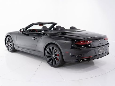 New 2026 Bentley Continental GTC AWD/4WD image 3