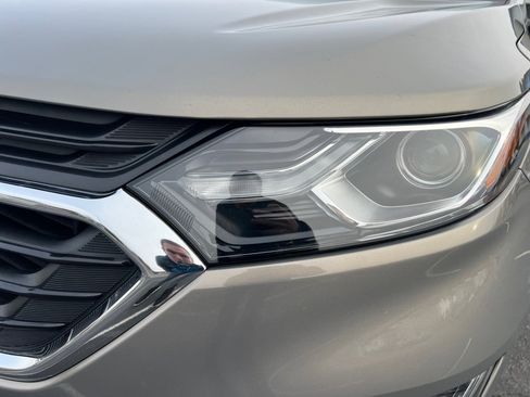 Used 2018 Chevrolet Equinox LT image 30