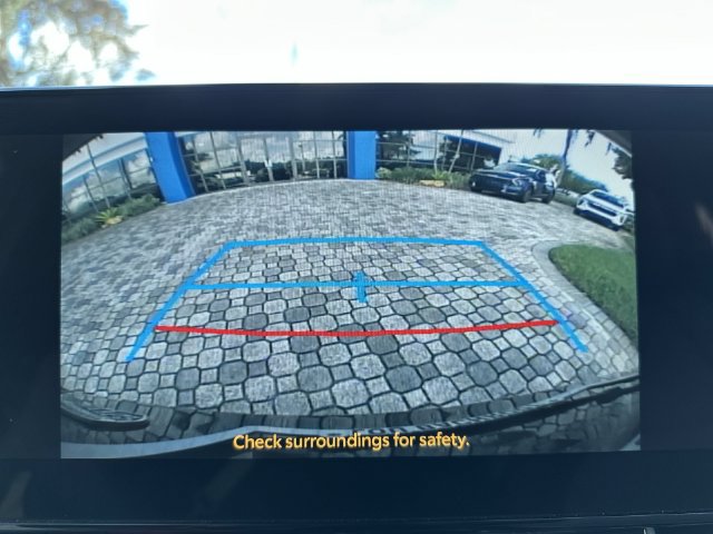 Used 2026 Toyota Sienna XLE FWD image 24