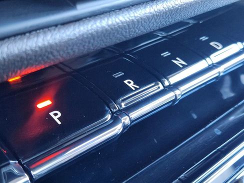 Used 2024 Lincoln Corsair AWD w/ Equipment Group 101A image 32