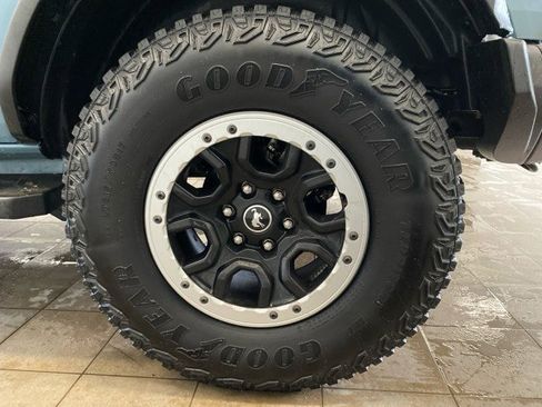 Used 2023 Ford Bronco Black Diamond w/ Sasquatch Package image 26