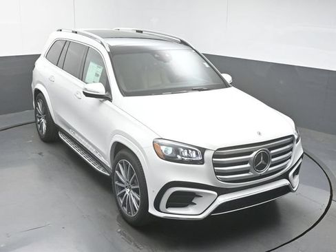 Used 2026 Mercedes-Benz GLS 450 4MATIC image 58