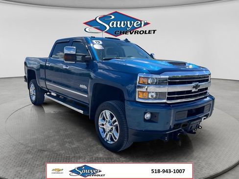 Used 2019 Chevrolet Silverado 2500 High Country w/ Duramax Plus Package AWD/4WD image 7