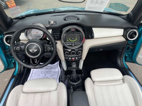 Used 2017 MINI Cooper S image 21