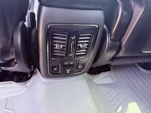 Used 2020 Dodge Durango GT AWD/4WD image 40