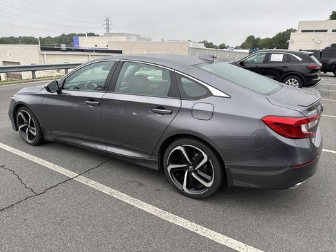 Used 2020 Honda Accord Sport image 9