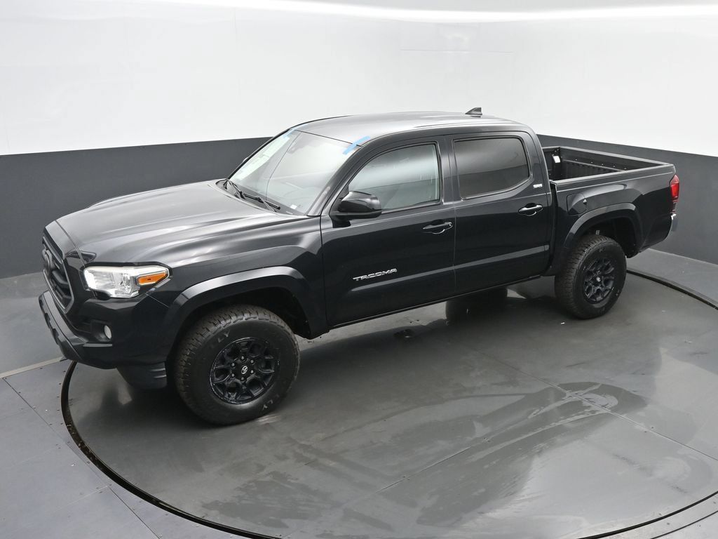 Used 2019 Toyota Tacoma SR5 RWD image 40