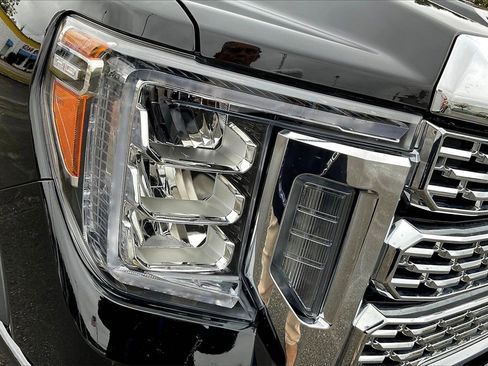 Used 2020 GMC Sierra 2500 Denali w/ Denali Ultimate Package image 30