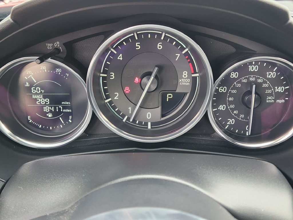 Used 2021 MAZDA MX-5 Miata Sport RWD image 7