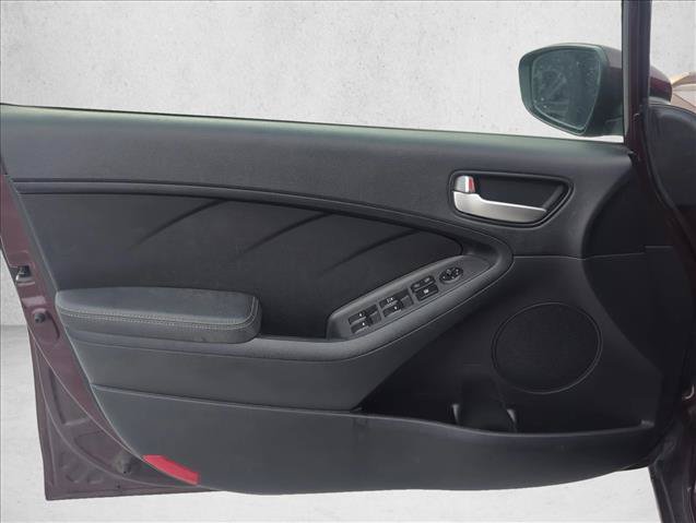 Used 2017 Kia Forte LX FWD image 8