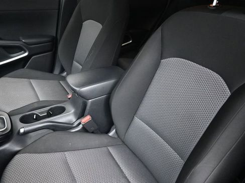 Used 2020 Kia Soul LX image 18