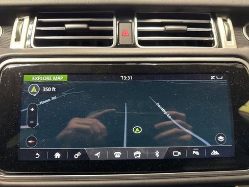 Used 2020 Land Rover Range Rover HSE AWD/4WD image 14