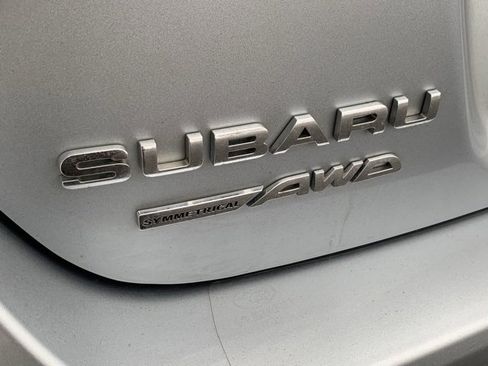 Used 2017 Subaru Legacy 2.5i Sport image 3