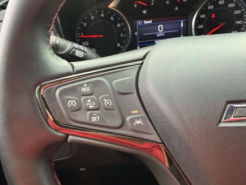 Used 2023 Chevrolet Equinox RS FWD image 26