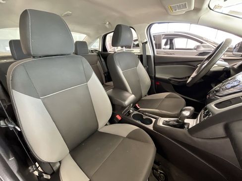Used 2014 Ford Focus SE image 17