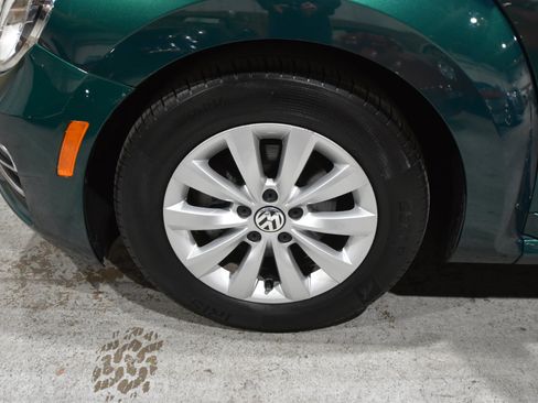 Used 2018 Volkswagen Beetle 2.0T image 53