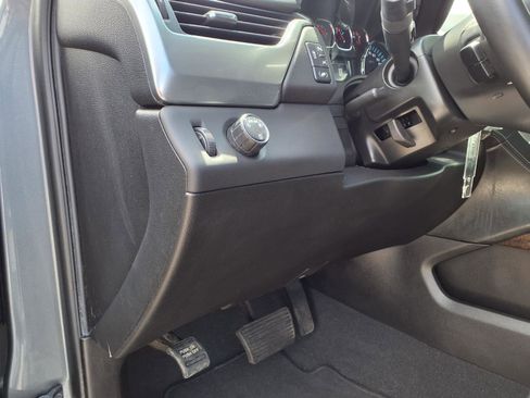 Used 2019 Chevrolet Tahoe LT image 14