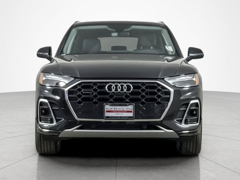 Used 2025 Audi Q5 e Premium Plus w/ Premium Plus Package AWD/4WD image 8