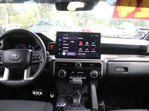 Used 2024 Toyota Tacoma TRD Sport AWD/4WD image 30