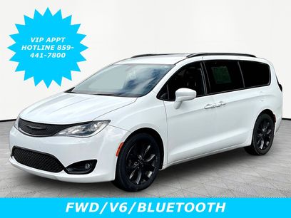 Used 2019 Chrysler Pacifica Touring-L Plus