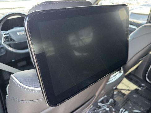 New 2026 Cadillac Escalade ESV Sport AWD/4WD image 7