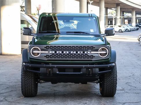 New 2025 Ford Bronco Badlands image 2
