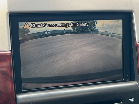 Used 2009 Cadillac Escalade AWD image 20