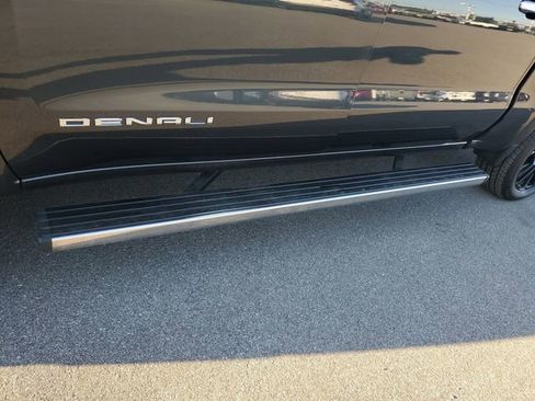 Used 2021 GMC Sierra 1500 Denali w/ Denali Ultimate Package image 34