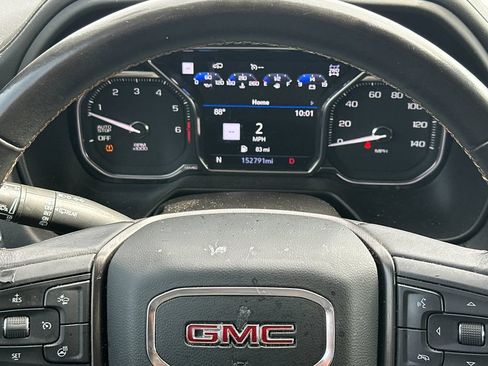 Used 2021 GMC Yukon XL AT4 w/ AT4 Premium Plus Package AWD/4WD image 11