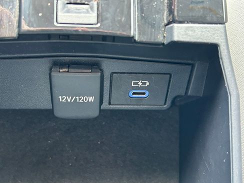 Used 2022 Toyota Corolla LE image 27