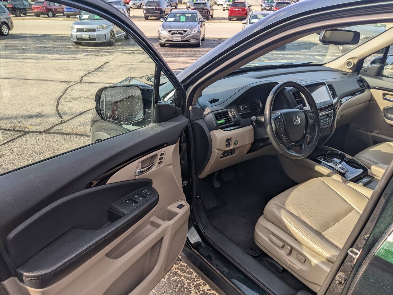 Used 2016 Honda Pilot Elite image 9