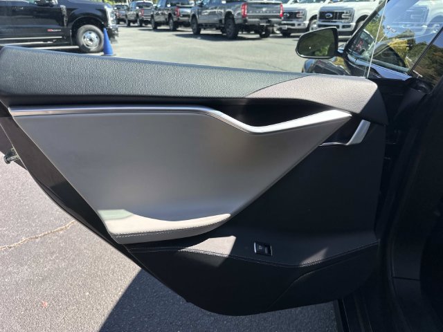 Used 2015 Tesla Model S 70D AWD/4WD image 21