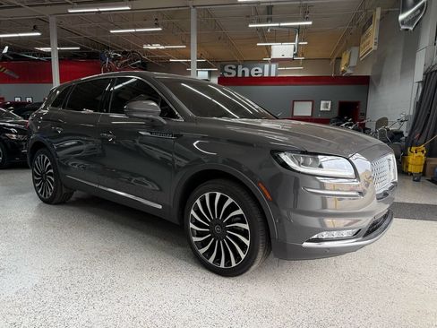 Used 2023 Lincoln Nautilus Black Label w/ Class II Trailer Tow Package AWD/4WD image 7