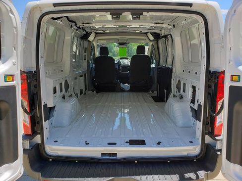 Used 2017 Ford Transit 150 130 Low Roof RWD image 5
