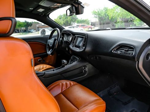 Used 2019 Dodge Challenger SRT Hellcat Redeye RWD image 13