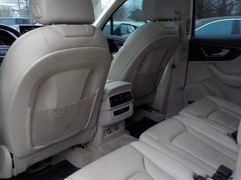 Used 2019 Audi Q7 3.0T Premium Plus w/ Premium Plus Package image 30